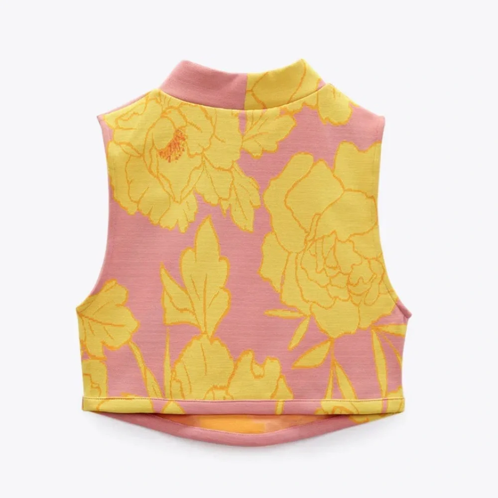 Zara NWT Floral Jacquard Mock Neck Crop Top in Peach Pink/Yellow Size Small - Picture 5 of 13